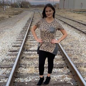 The sparkside backdrop leopard top